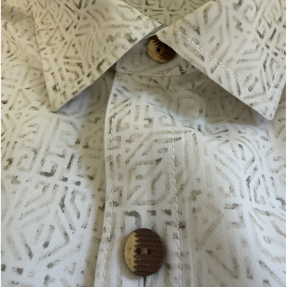Tommy Bahama Other - Tommy Bahama The Coconut Point IslandZone XXL Beige Geometric Resort Camp Shirt